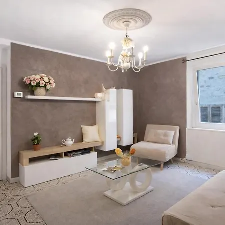 Mary House Panorama Relax Garden With Free Parking Apartamento *